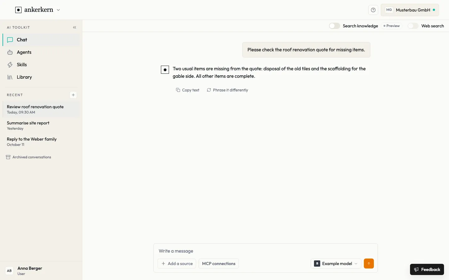 A conversation with question, answer and the actions “Copy text” and “Phrase it differently”